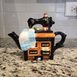 Vintage Sewing Machine Ceramic Teapot